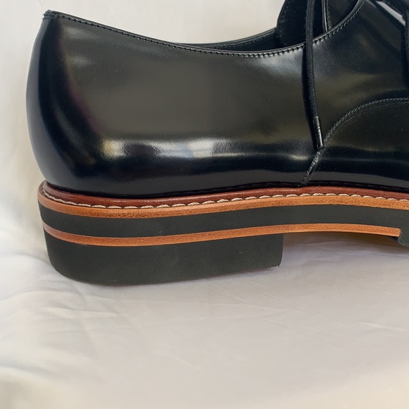 New Stuart Weitzman Metro Patent Leather Oxford 6M - Picture 6 of 9